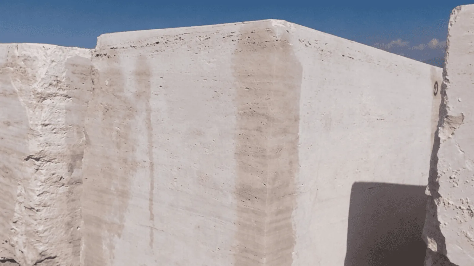 Denizli Classic Beige Travertine Blocks For Hotel facade thumbnail 4