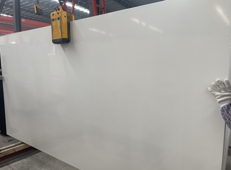White Artificial Quartz  For Kitchen Countertops or Vanity Tops