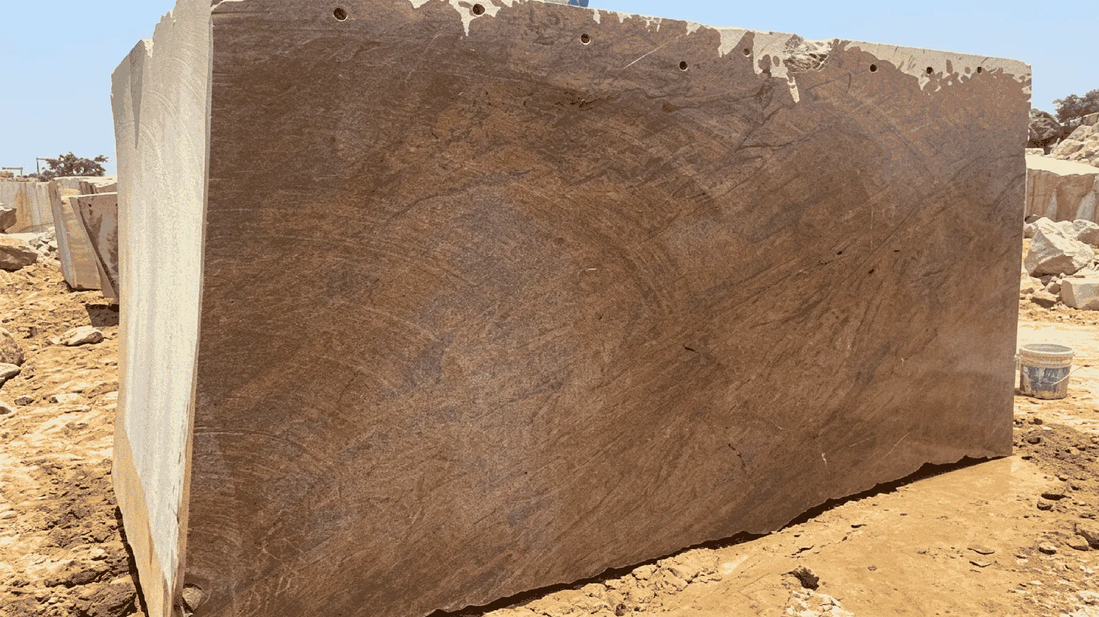 Red Multi Rough Multicolor Red Granite Blocks For Dining Tops thumbnail 3